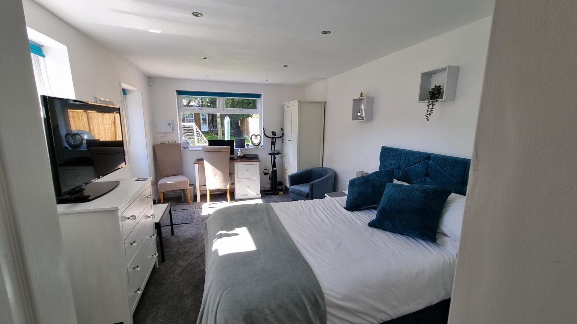 Apartamento Self-Contained Annex, With Parking. Sittingbourne Exterior foto
