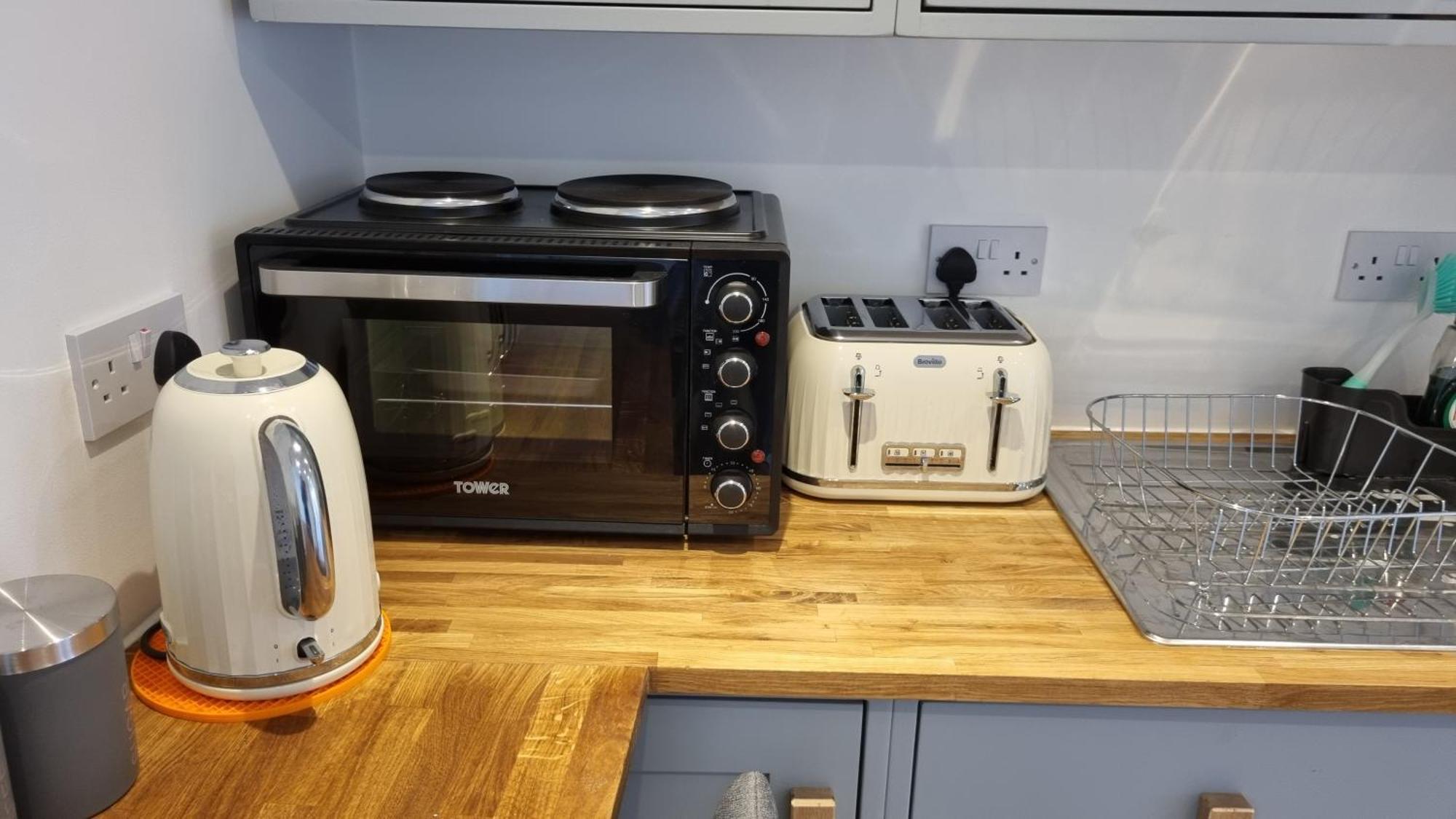 Apartamento Self-Contained Annex, With Parking. Sittingbourne Exterior foto